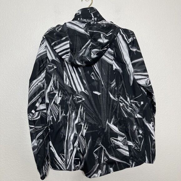 Nike SHIELD Jacket Medium Full-Zip Running Black Mesh Panel Hide Away Hooded - Picture 13 of 15